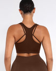 https://cdn.shopify.com/s/files/1/0493/3874/4983/files/activewear-43373167870176.jpg?v=1734700851