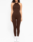 https://cdn.shopify.com/s/files/1/0493/3874/4983/files/jumpsuit-42182801916128.png?v=1724378898
