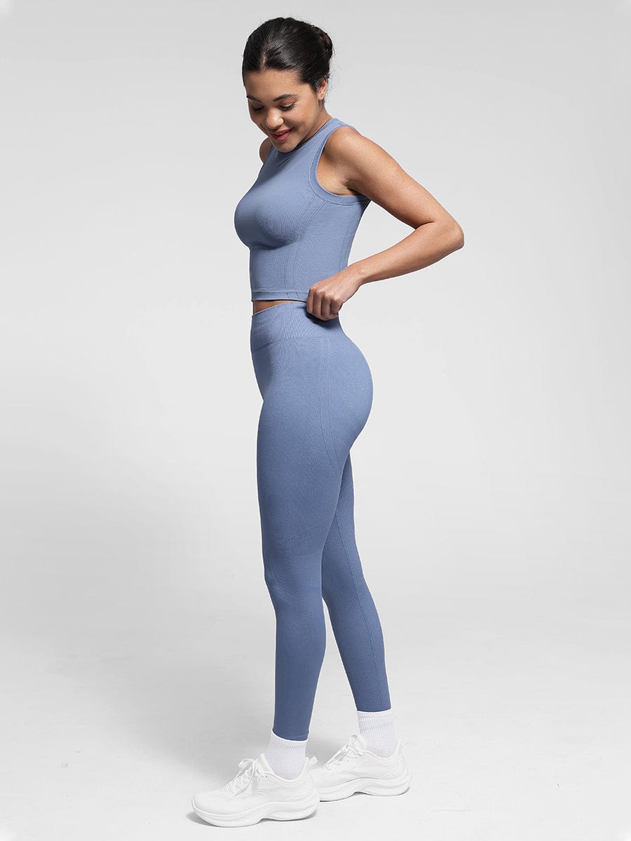 https://cdn.shopify.com/s/files/1/0493/3874/4983/files/activewear-1156031811.jpg?v=1744752445