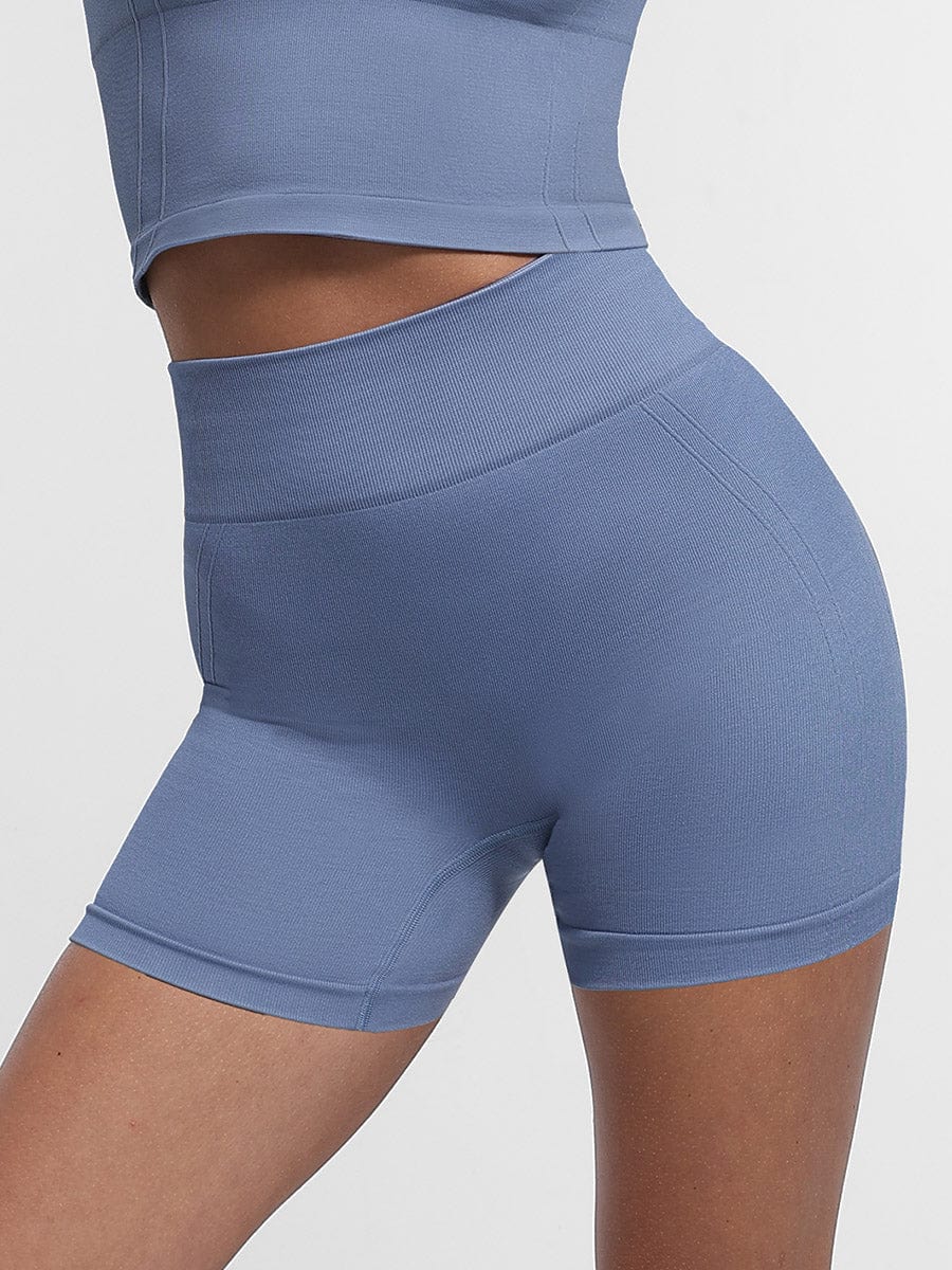 https://cdn.shopify.com/s/files/1/0493/3874/4983/files/activewear-1156031826.jpg?v=1744757004