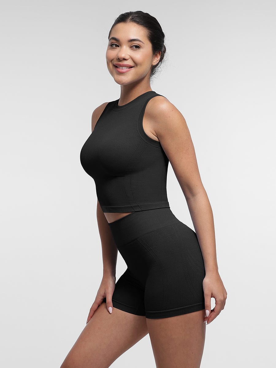 https://cdn.shopify.com/s/files/1/0493/3874/4983/files/activewear-1156031931.jpg?v=1744757482