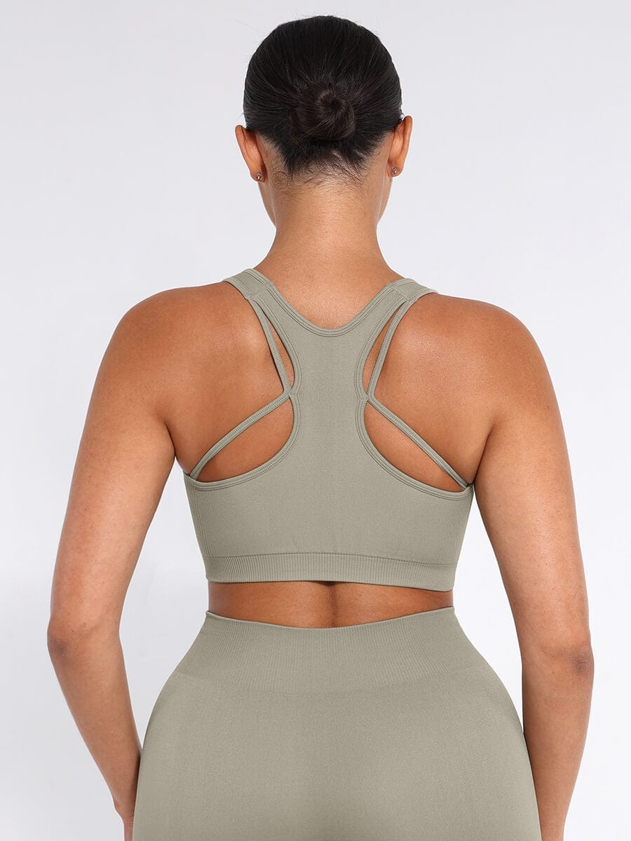 https://cdn.shopify.com/s/files/1/0493/3874/4983/files/activewear-43373167706336.jpg?v=1750901846