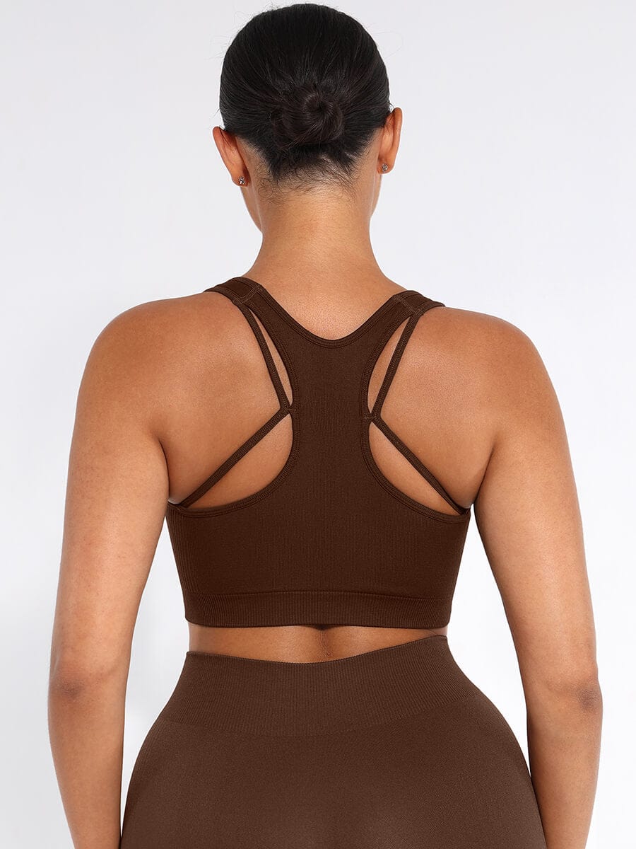 https://cdn.shopify.com/s/files/1/0493/3874/4983/files/activewear-43373167870176.jpg?v=1734700851
