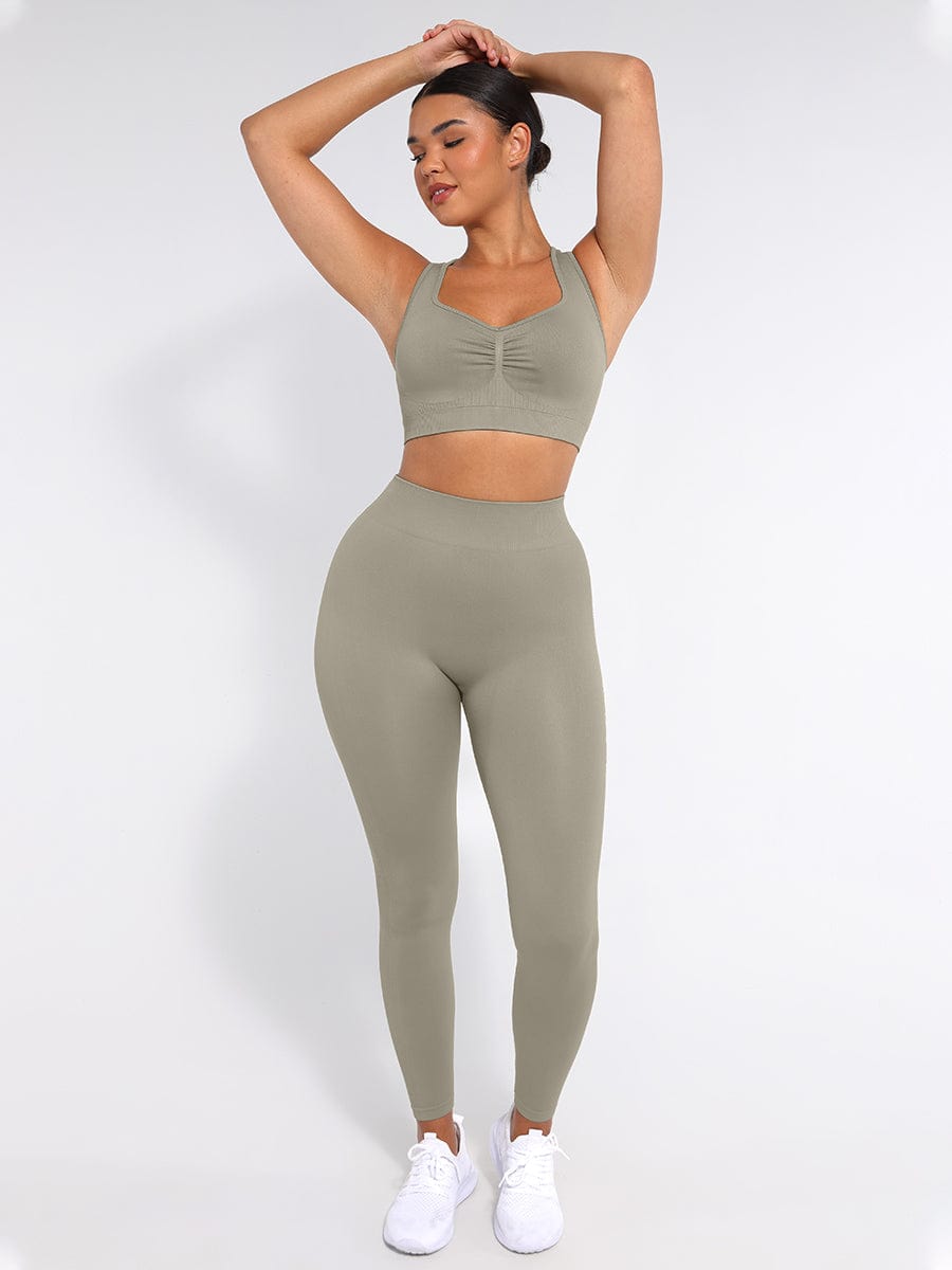 https://cdn.shopify.com/s/files/1/0493/3874/4983/files/activewear-44575668633824.jpg?v=1734756979