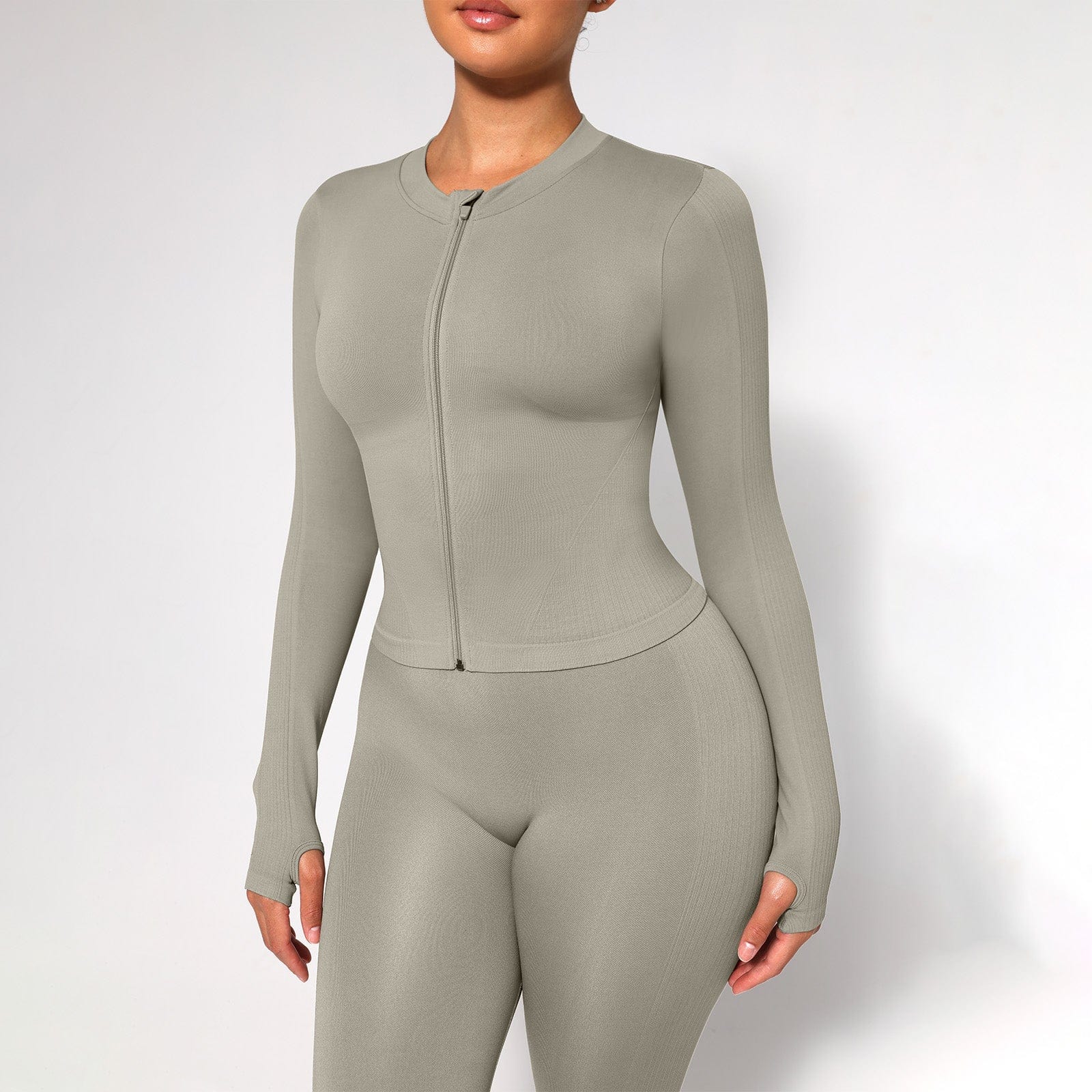 https://cdn.shopify.com/s/files/1/0493/3874/4983/files/activewear-44575668797664.jpg?v=1734756976